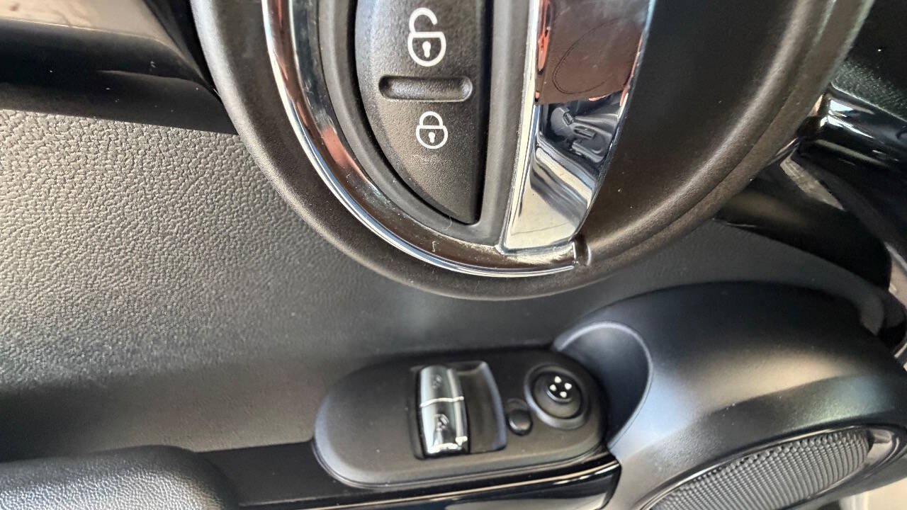 Used 2018 MINI Cooper S FWD image 22
