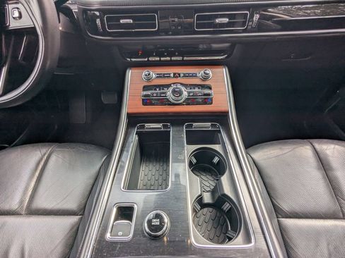 Used 2023 Lincoln Aviator Reserve image 20