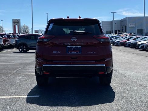 New 2025 Nissan Rogue Platinum w/ Tech Package image 5