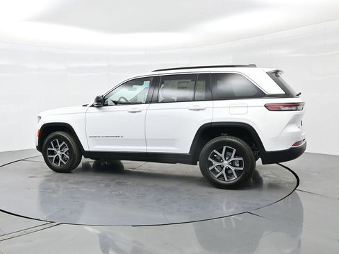 New 2025 Jeep Grand Cherokee Limited image 10