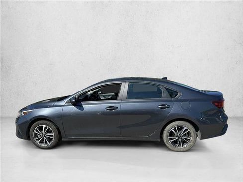 Used 2024 Kia Forte LXS FWD image 8