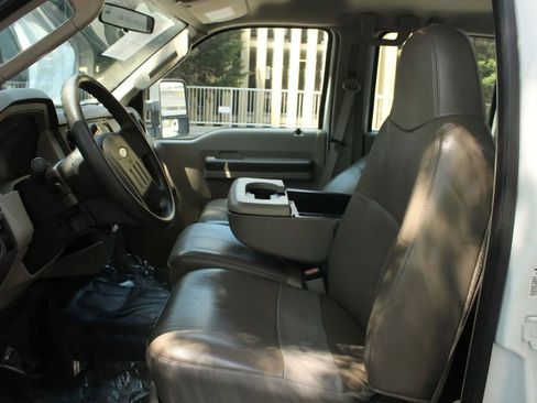 Used 2008 Ford F350 XL AWD/4WD image 14