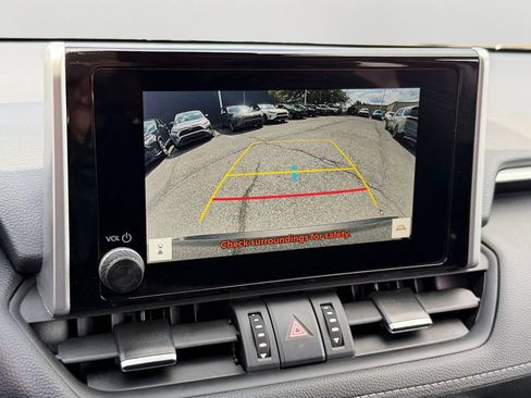 Certified 2025 Toyota RAV4 XLE Premium AWD/4WD image 22