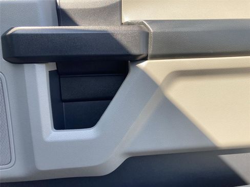 Used 2022 Ford F250 XL w/ STX Appearance Package image 31