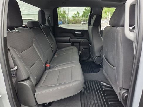 Used 2024 Chevrolet Silverado 1500 Custom Trail Boss AWD/4WD image 15