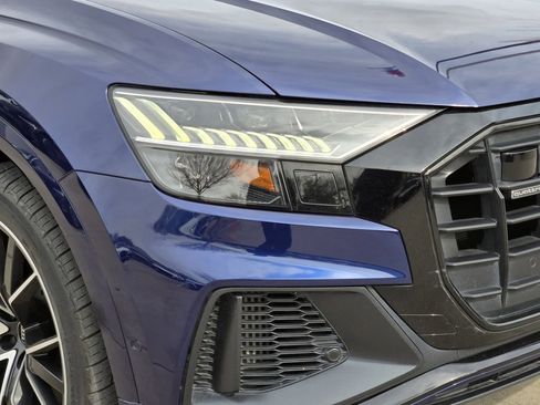 Used 2021 Audi Q8 Premium Plus image 12