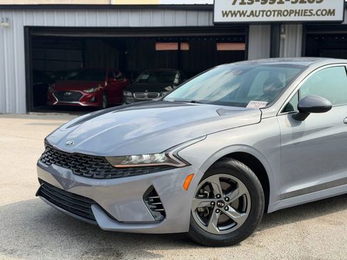 Used 2021 Kia K5 LXS image 25