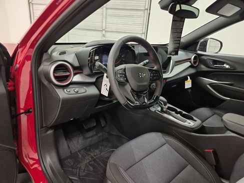 New 2026 Chevrolet Trax RS w/ Driver Confidence Package image 10