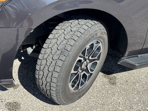 Used 2024 Ford Expedition Max XLT AWD/4WD image 43