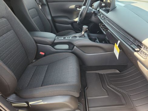 New 2026 Honda HR-V Sport image 17