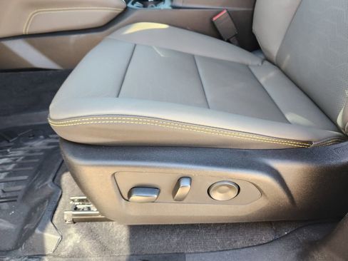 New 2026 Chevrolet Colorado ZR2 w/ Technology Package image 17