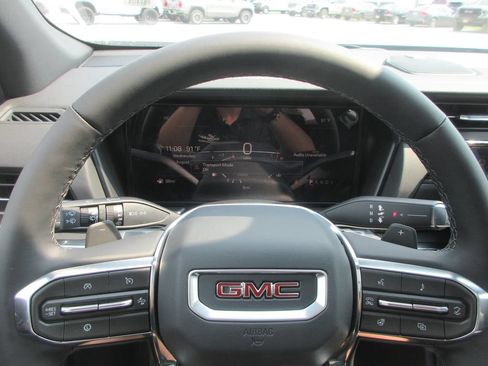 New 2027 GMC Terrain Elevation w/ Elevation Premium Package FWD image 16
