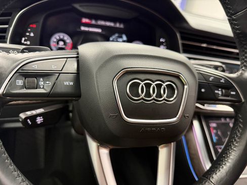 Used 2020 Audi Q8 Premium Plus AWD/4WD image 18