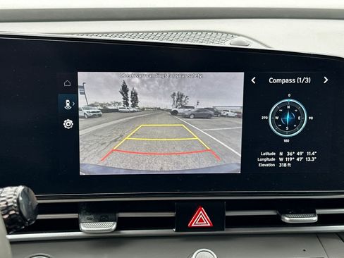 Used 2023 Hyundai Elantra SEL w/ Convenience Package image 20