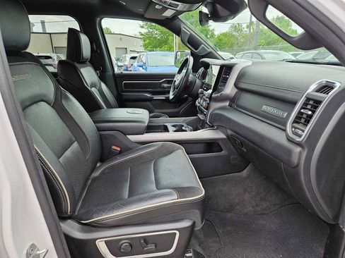 Used 2024 RAM 1500 Laramie image 22
