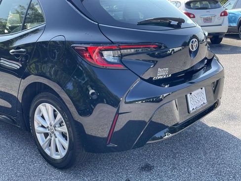 Used 2025 Toyota Corolla SE FWD image 12