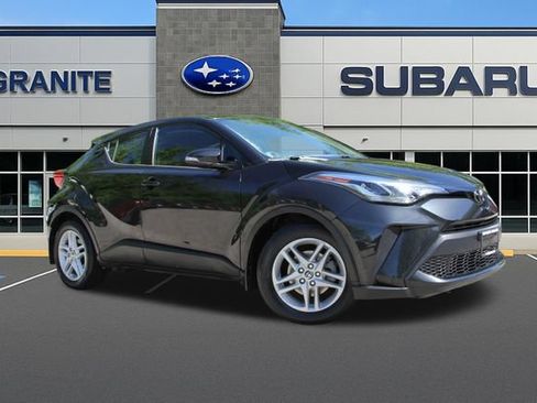 Used 2020 Toyota C-HR LE FWD image 3
