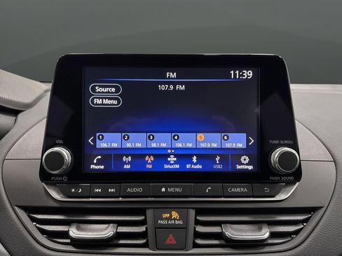 Used 2025 Nissan Altima 2.5 S image 16