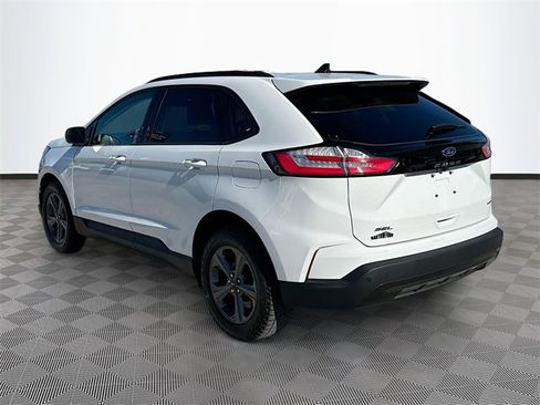 Used 2024 Ford Edge SEL w/ Sport Appearance Package image 7
