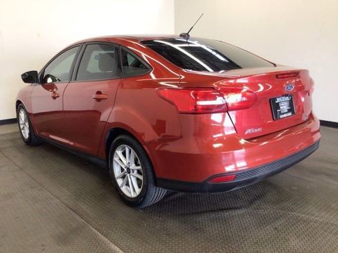 Used 2018 Ford Focus SE image 4