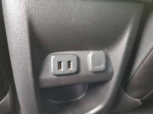 Used 2016 Chevrolet Colorado Z71 image 14