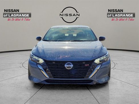 New 2025 Nissan Sentra SR image 2