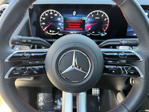 Used 2024 Mercedes-Benz GLA 250 image 24