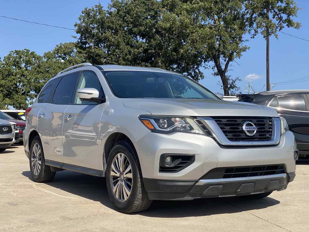 Used 2019 Nissan Pathfinder SL FWD image 16
