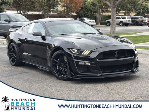 Used 2020 Ford Mustang Shelby GT500 w/ Technology Package image 1