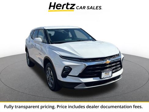 Used 2026 Chevrolet Blazer LT FWD image 1