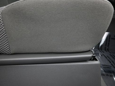 Used 2019 Nissan Frontier SV AWD/4WD image 12
