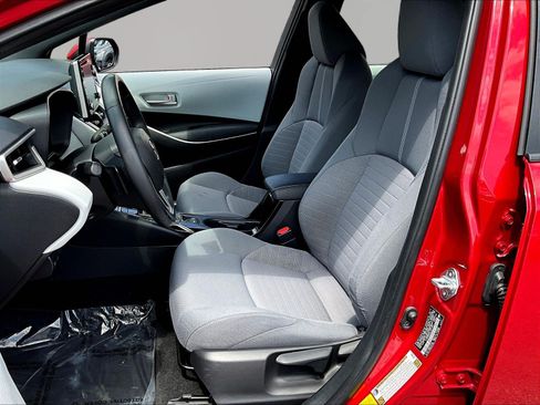 Used 2020 Toyota Corolla SE w/ SE Premium Package FWD image 21