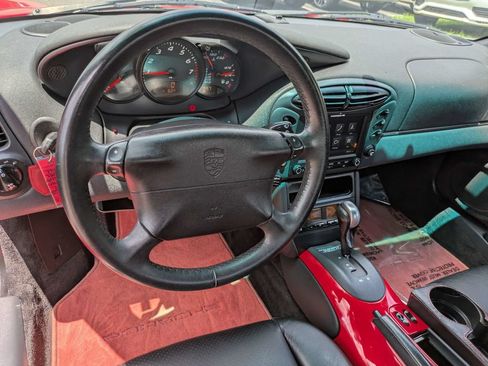 Used 1999 Porsche Boxster RWD image 14