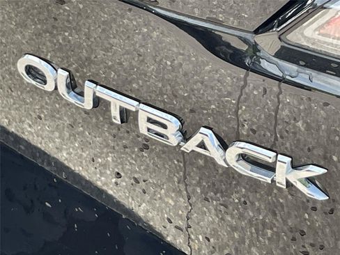 Certified 2022 Subaru Outback Premium AWD/4WD image 10