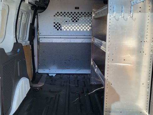 Used 2022 Ford Transit Connect XL image 12