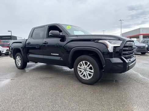 Used 2025 Toyota Tundra SR5 image 7