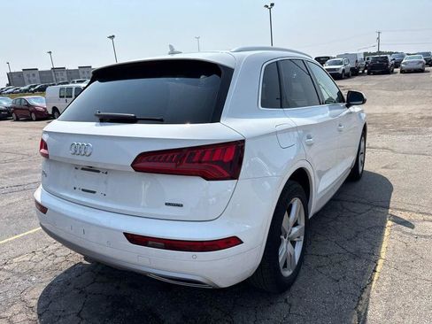 Used 2019 Audi Q5 2.0T Premium Plus w/ Premium Plus Package AWD/4WD image 3