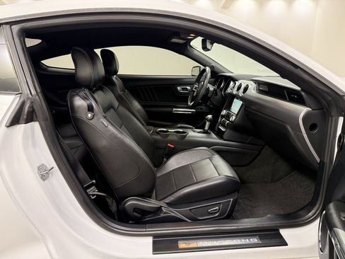 Used 2018 Ford Mustang Premium image 23