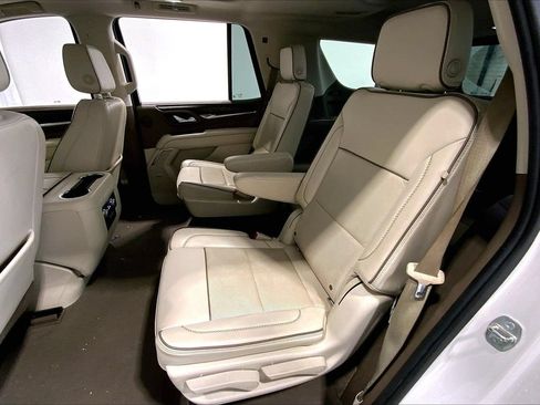 Used 2021 GMC Yukon Denali RWD image 24
