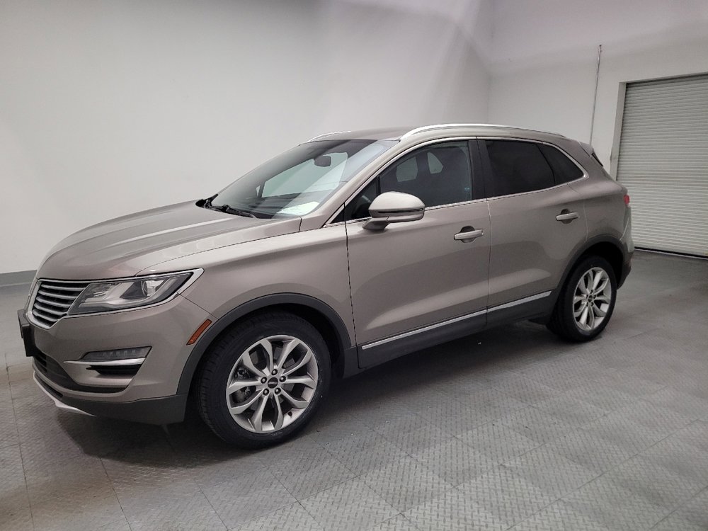 Used 2016 Lincoln MKC Select w/ Select Plus Package FWD image 2