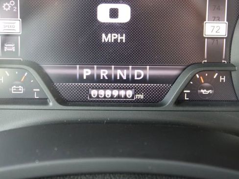 Used 2022 RAM 3500 Laramie AWD/4WD image 22