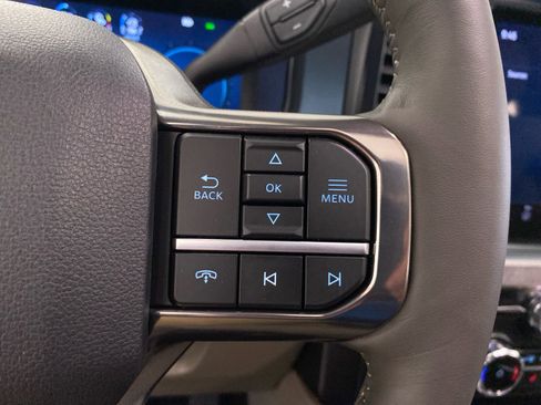 New 2026 Ford F350 Platinum w/ Platinum Plus Package AWD/4WD image 22