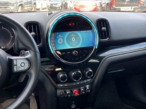 Used 2022 MINI Cooper Countryman S w/ Premium Package image 6