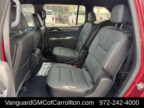 New 2026 GMC Acadia AT4 w/ LPO, Floor Liner Package AWD/4WD image 23