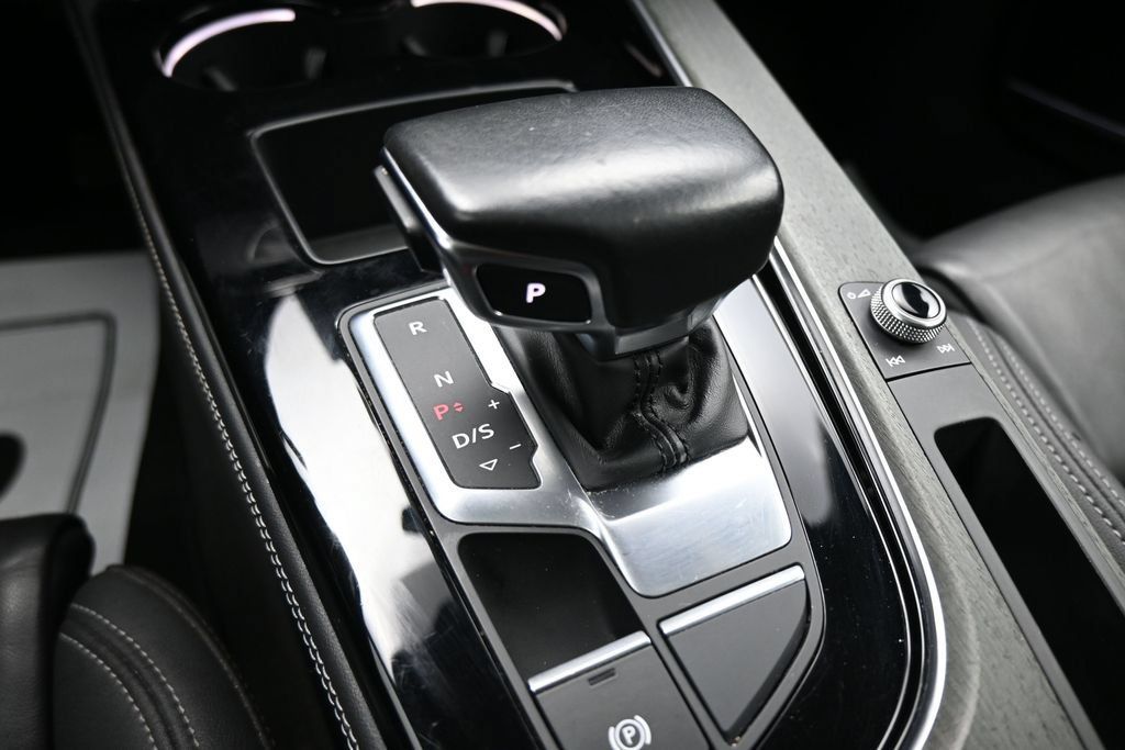 Used 2024 Audi A5 2.0T Premium Plus AWD/4WD image 23