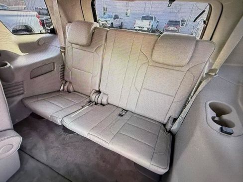 Used 2015 GMC Yukon XL Denali w/ Premium Package image 6