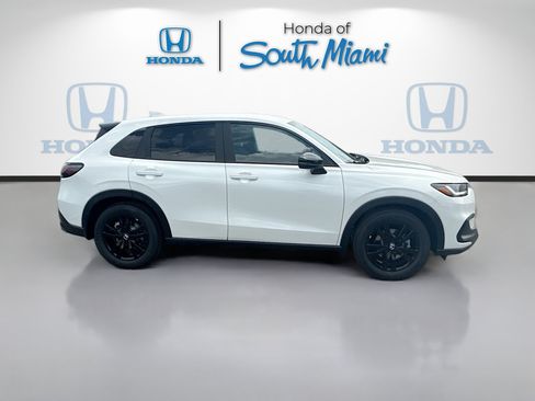 New 2027 Honda HR-V Sport image 8