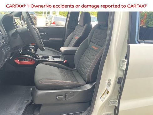 Certified 2025 Nissan Frontier Pro-X RWD image 13