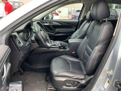 Used 2019 MAZDA CX-9 Touring image 11