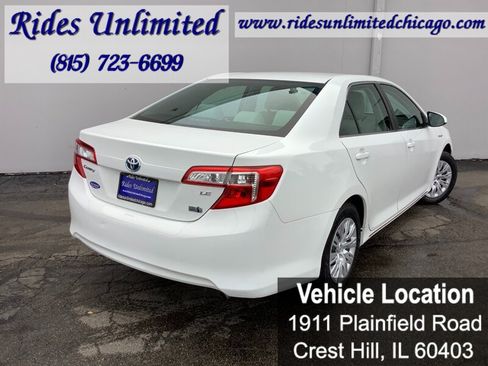 Used 2012 Toyota Camry LE FWD image 7